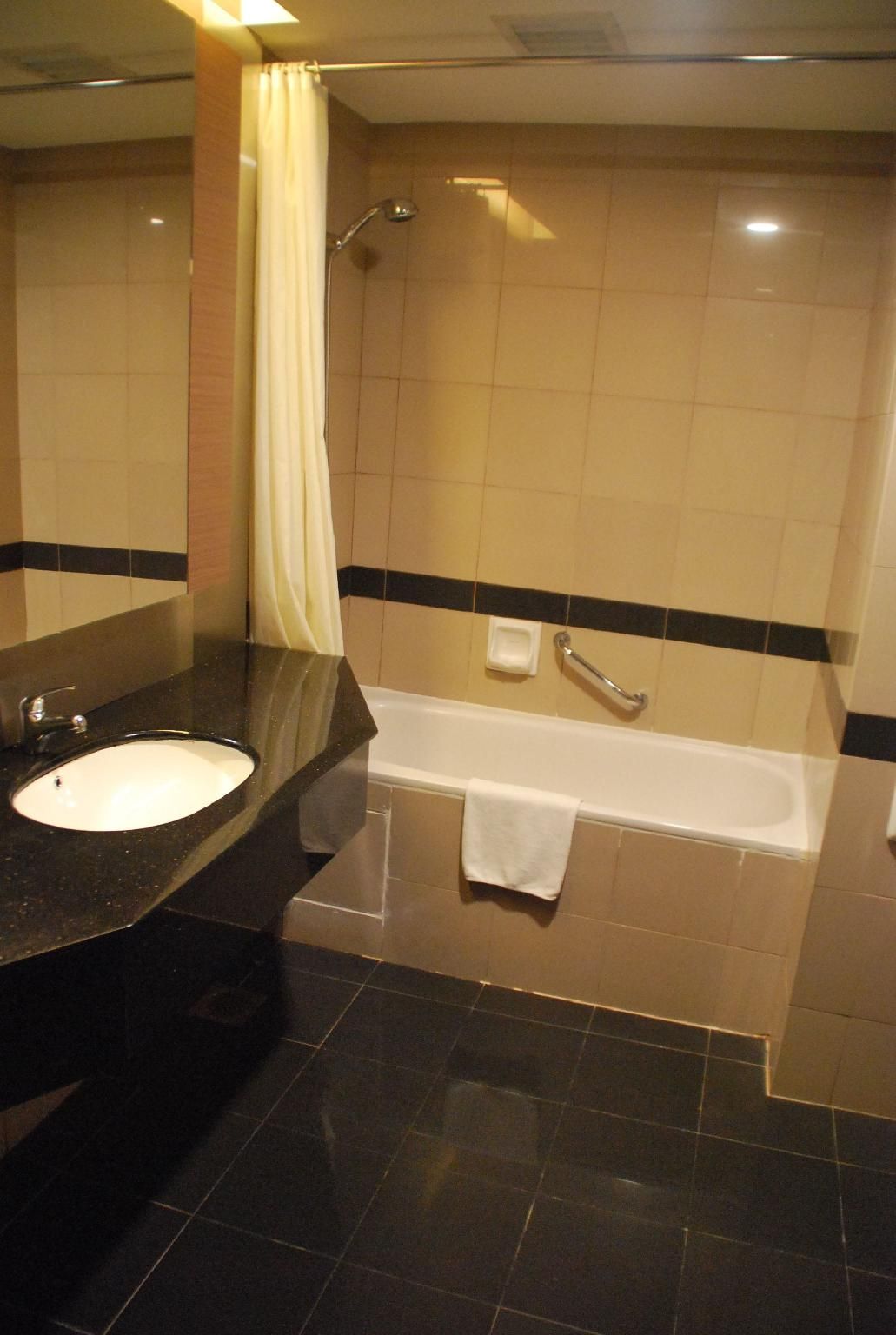 undefined Grand Paragon Hotel Johor Bahru 7