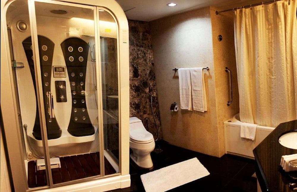 undefined Grand Paragon Hotel Johor Bahru 9