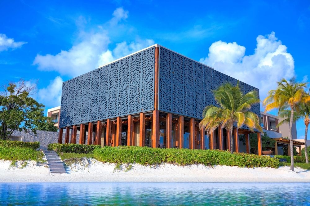 undefined Nizuc Resort and Spa 9
