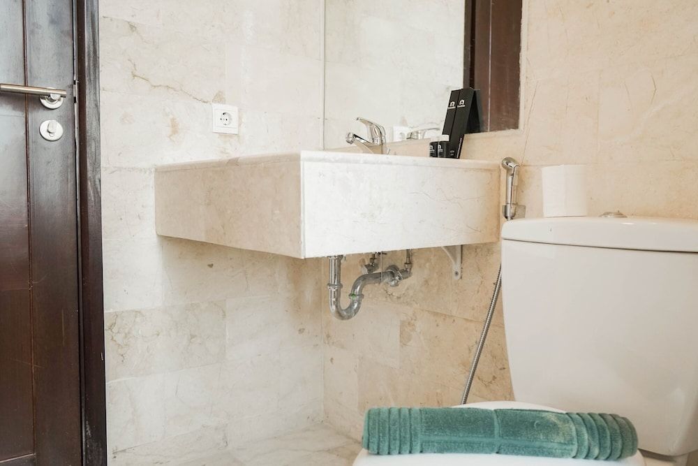 Exclusive 2BR @ The Empyreal Condominium Epicentrum Apartment Room 15