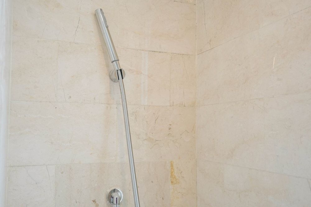 Exclusive 2BR @ The Empyreal Condominium Epicentrum Apartment Room 14