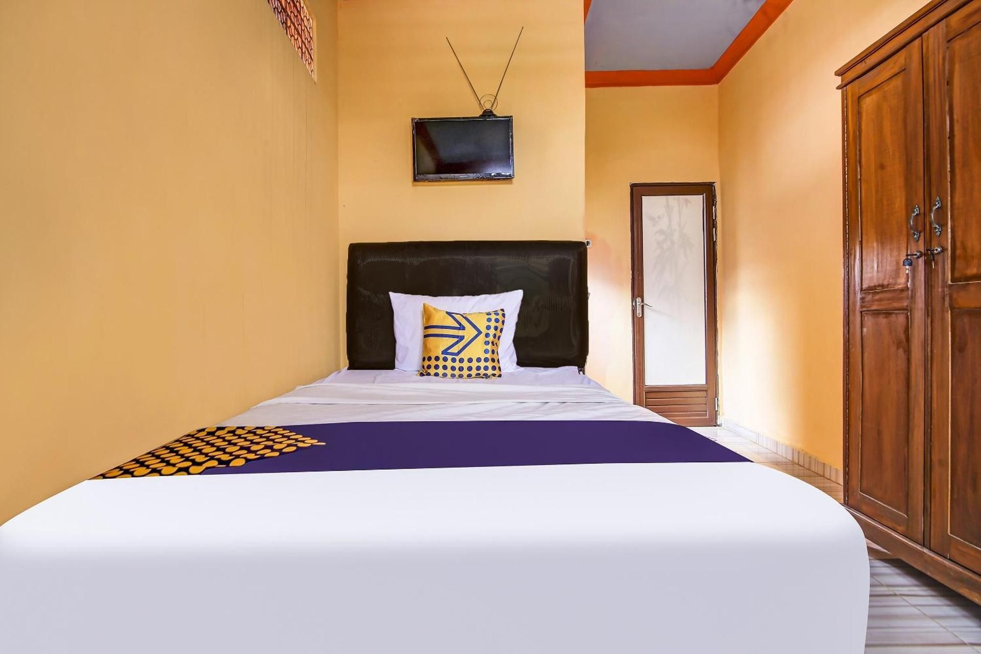 Superior Single Room