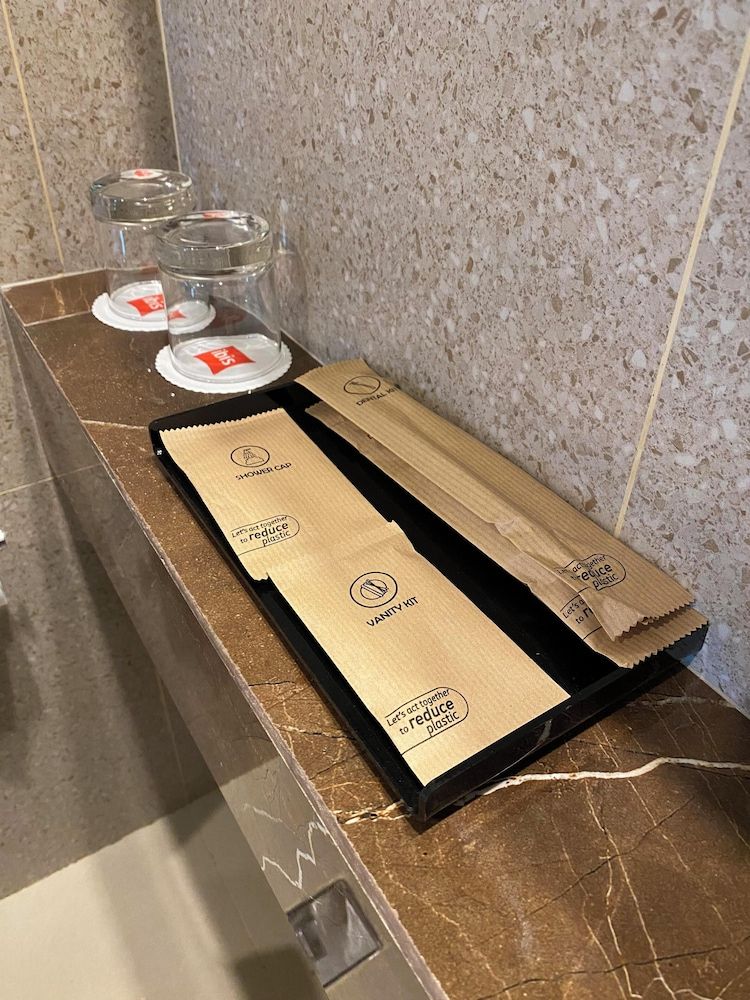 Ibis Palembang Sanggar Standard Room, 2 Twin Beds 4