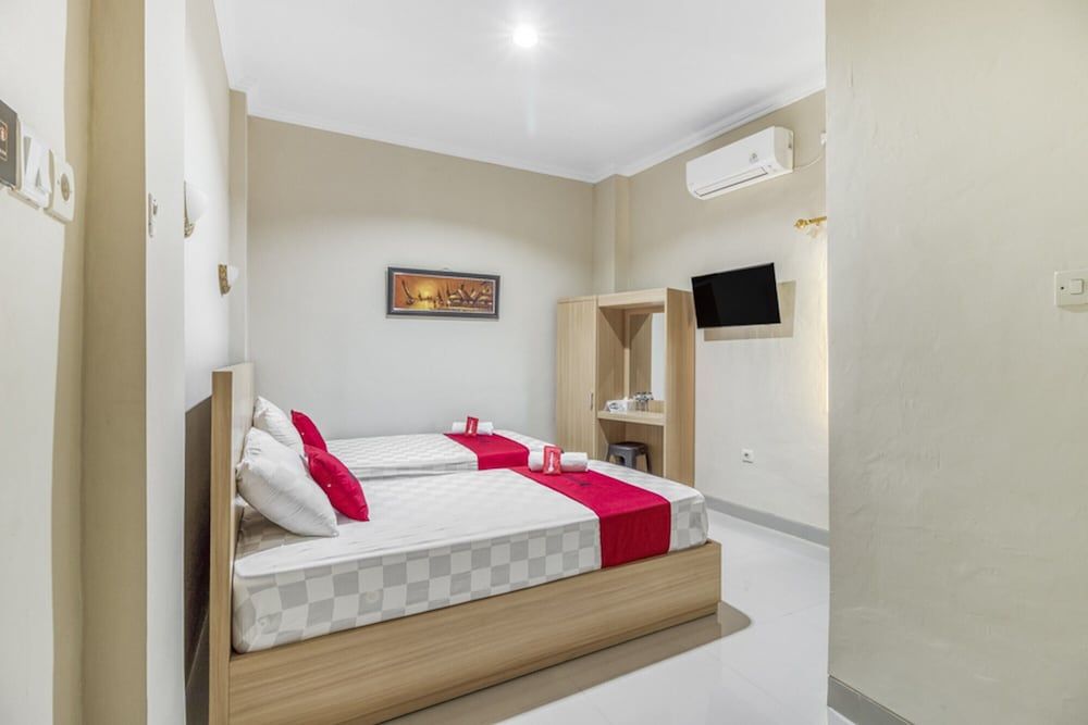 Twin Room (RedDoorz)