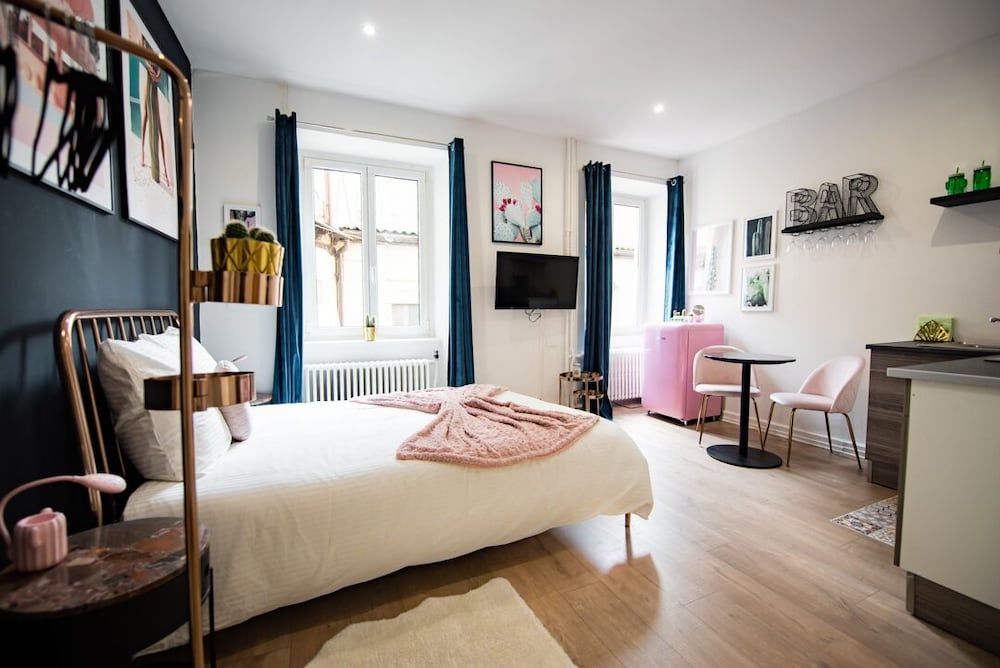 City Studio, Ensuite, Courtyard View