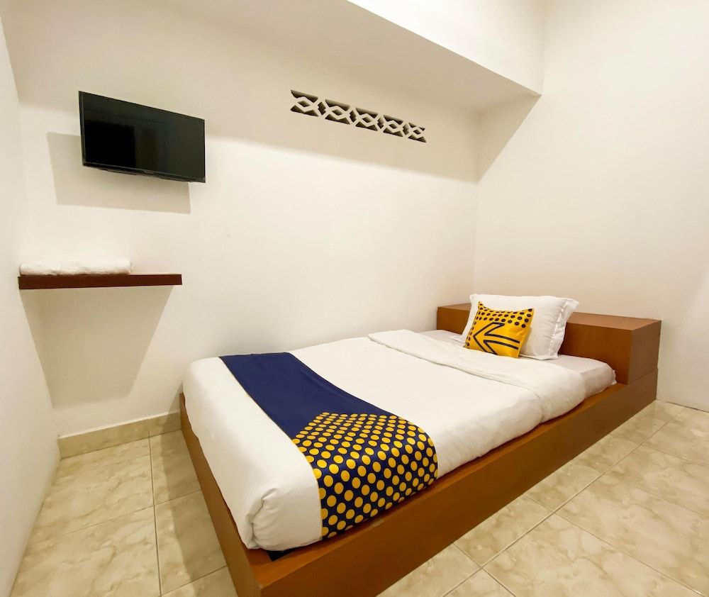 Economy Double Room