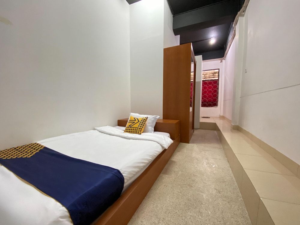 Basic Single Room