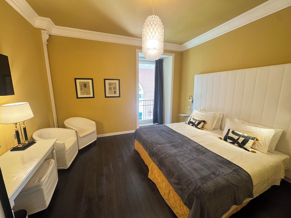 Greif Hotel & Spa Trieste Deluxe Room, Sea View 3