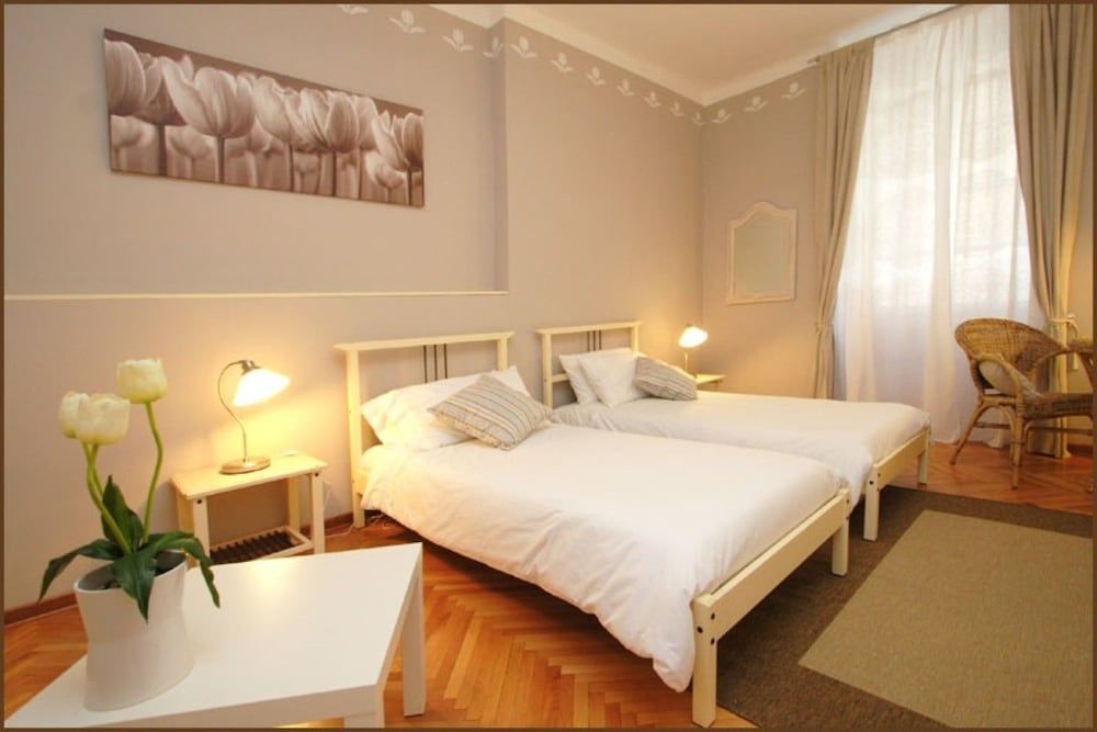 Double or Twin Room, Non Smoking, Shared Bathroom (Tulipano)