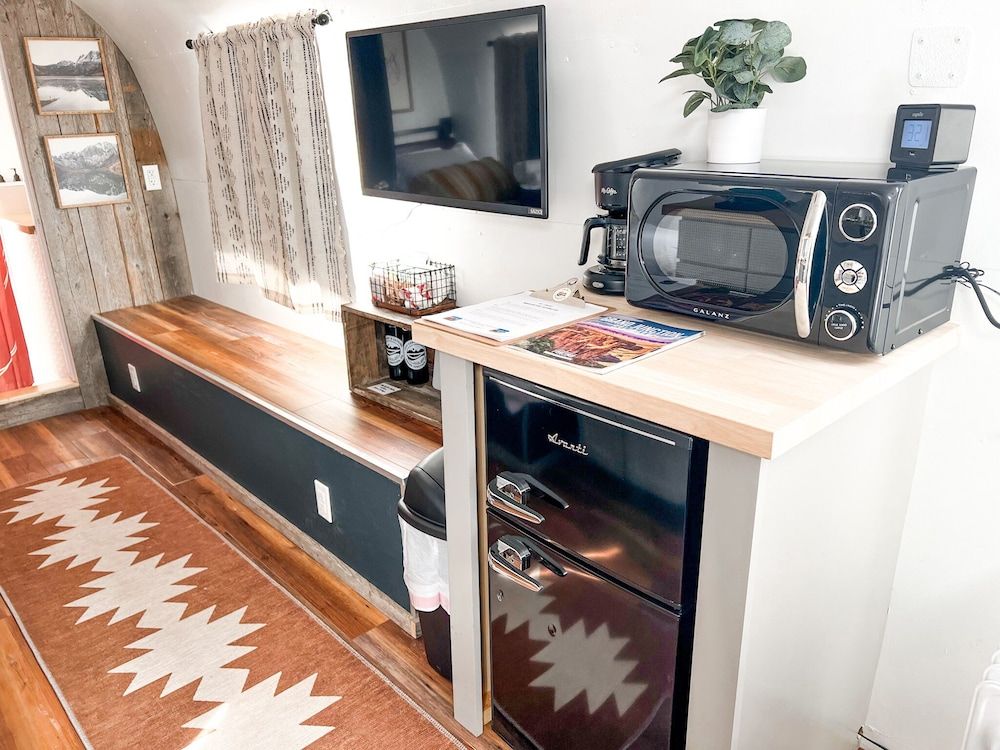 Camp Eddy Vintage Airstream on the Colo. River (5) 8