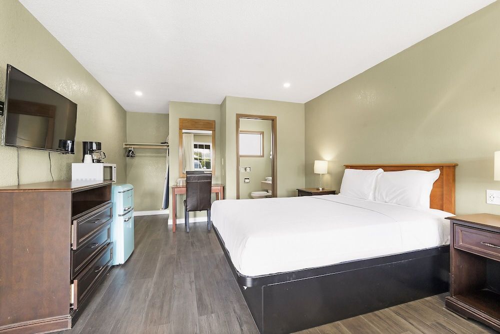 Safari Inn - Chico Single Room 4