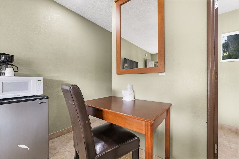 Safari Inn - Chico Double Room 15