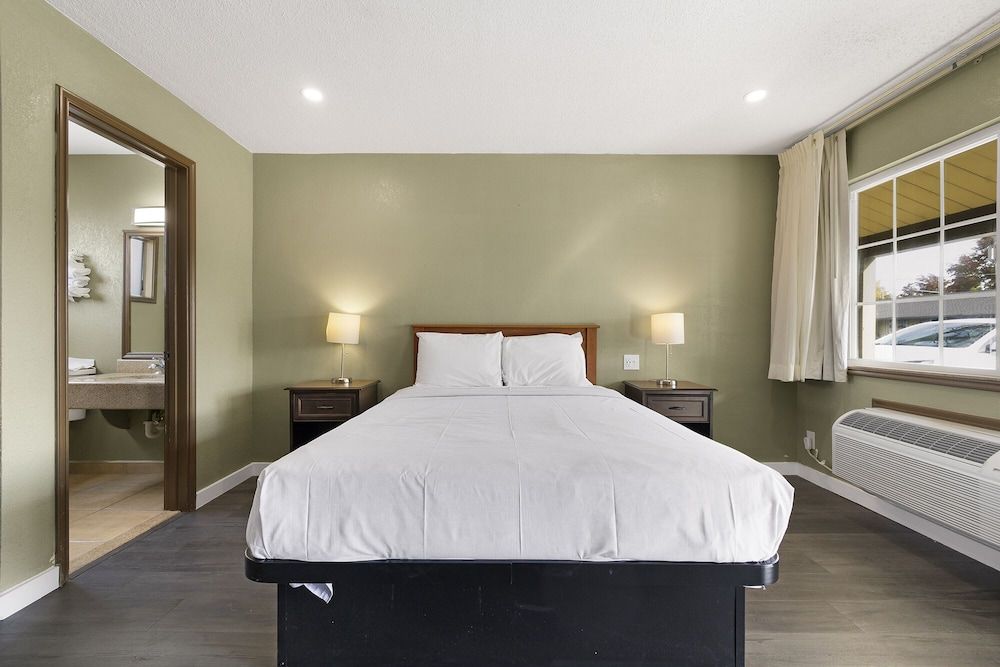 Safari Inn - Chico Single Room 2