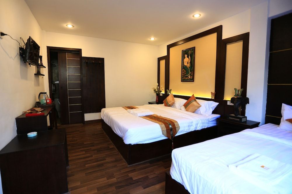 Pai Residence Chiangmai Gate Deluxe Triple Room