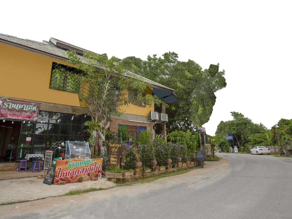 undefined OYO 1155 Bikers House and Enduro Tours Chiang Mai 4
