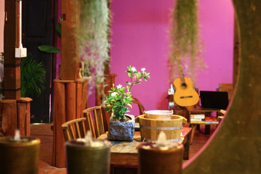 undefined Paapu House 4