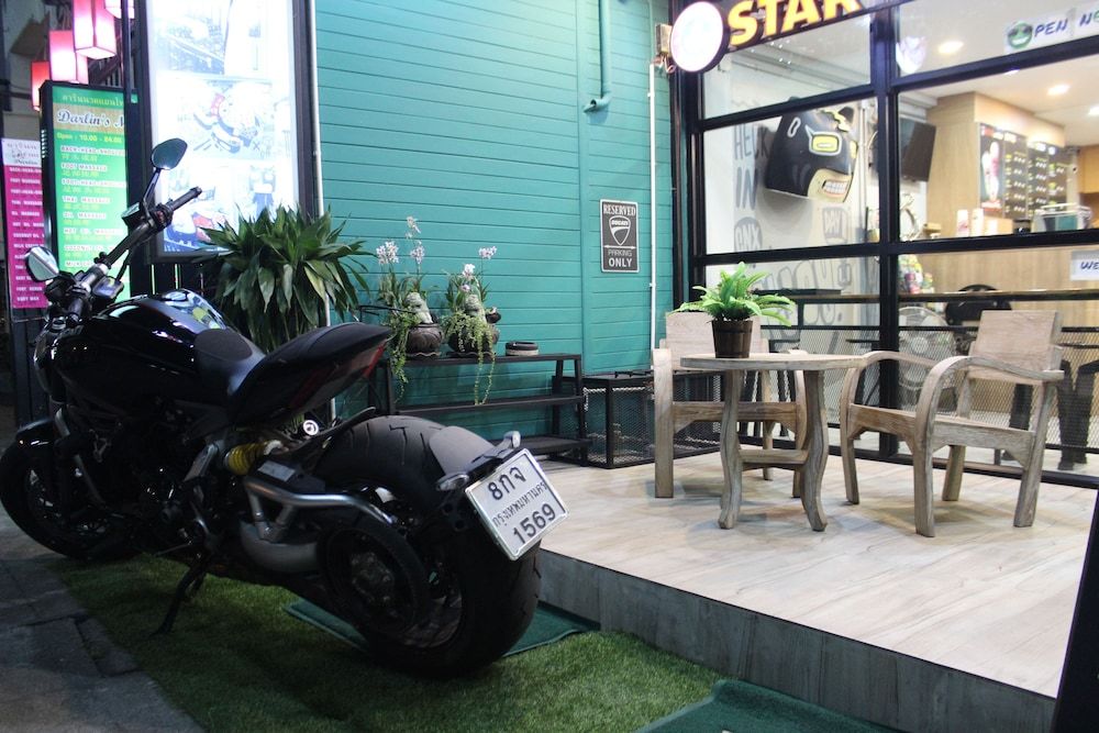 undefined Enjoy House - Hostel 10