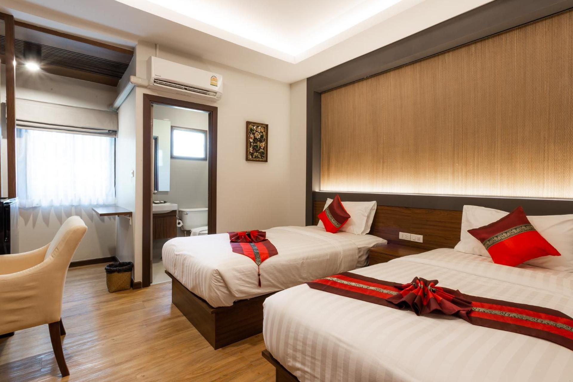 Lima Lanna Hotel Standard Twin Room 8