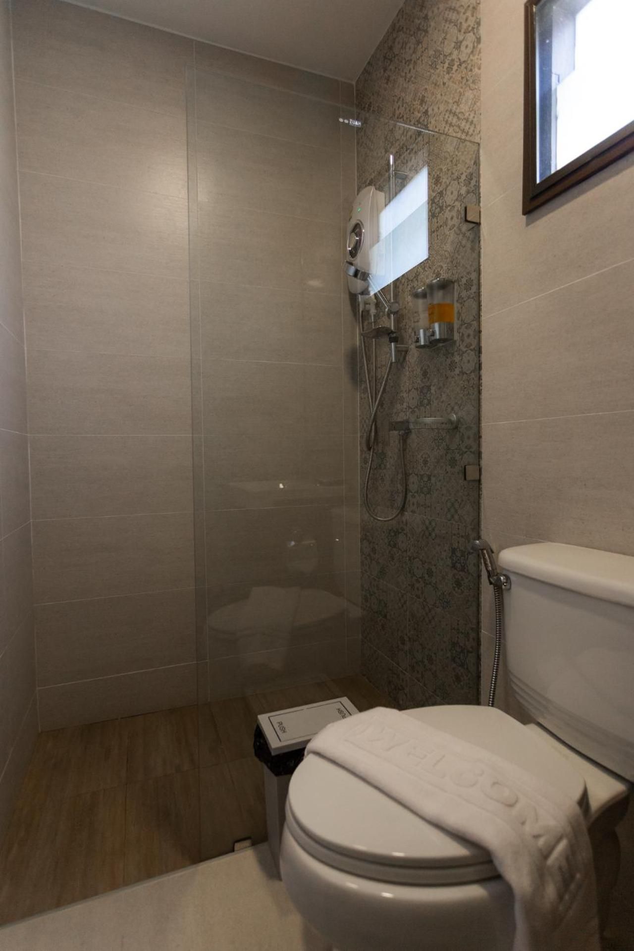 Lima Lanna Hotel Standard Twin Room 13