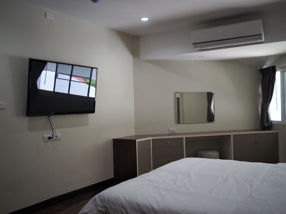 The Restel - Hostel Deluxe Double Room, 1 King Bed 5