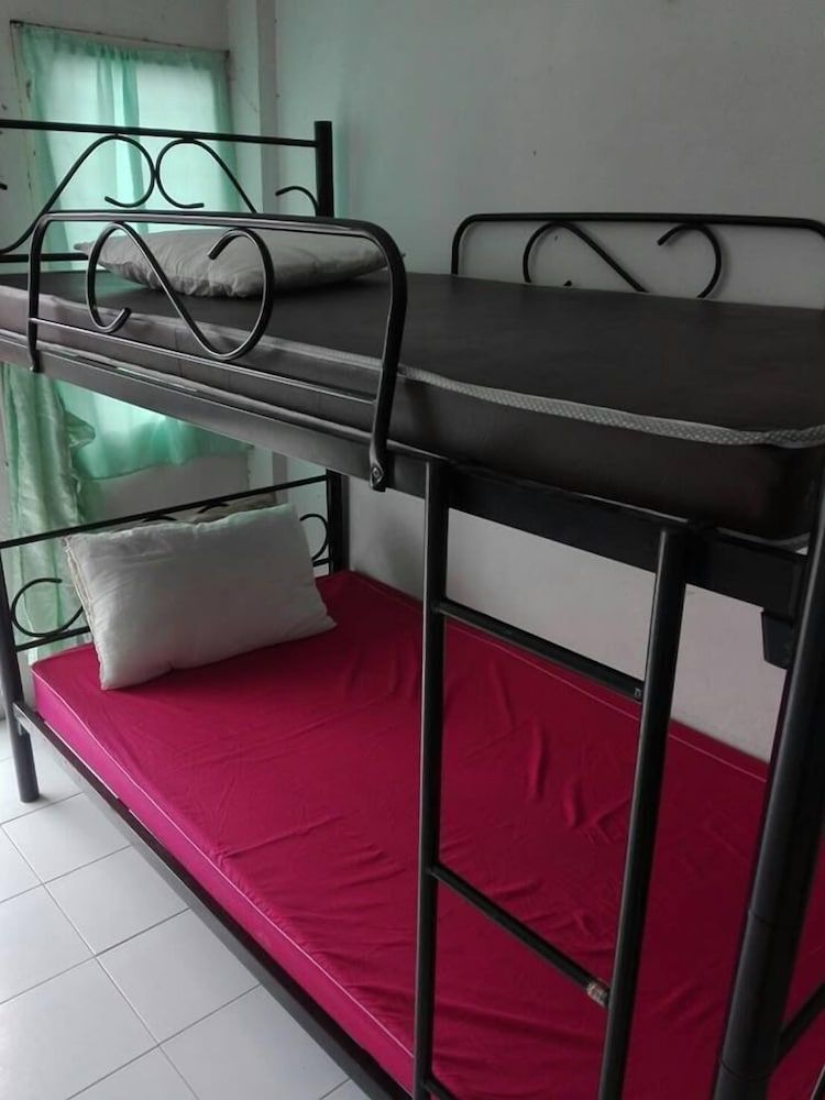 undefined Gondor Guesthouse - Hostel 8