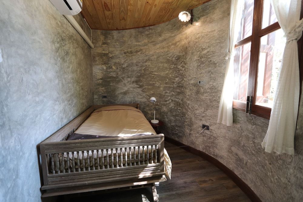 Leafy Greens Clay House Mushroom Clay House M1 10