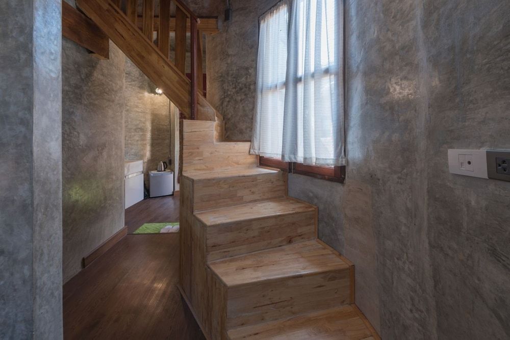 Leafy Greens Clay House Mushroom Clay House M1 18