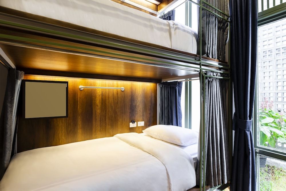 undefined KhunLuang Hostel - Adults Only 10