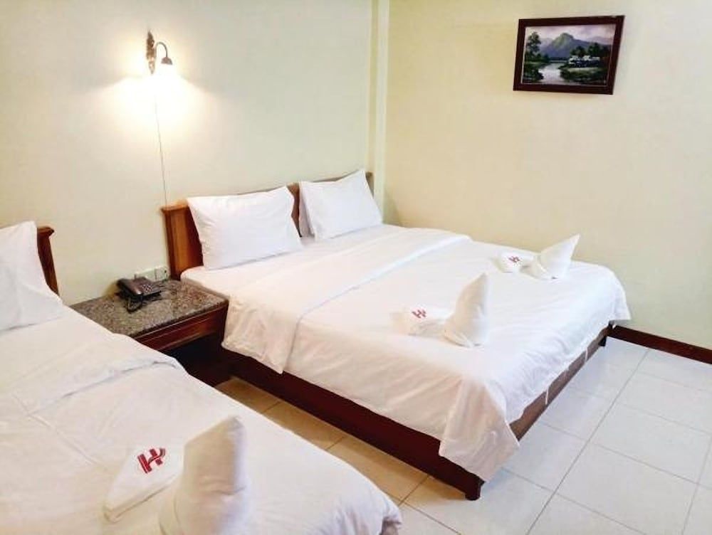 Hua Lin Inn Standard Triple Room