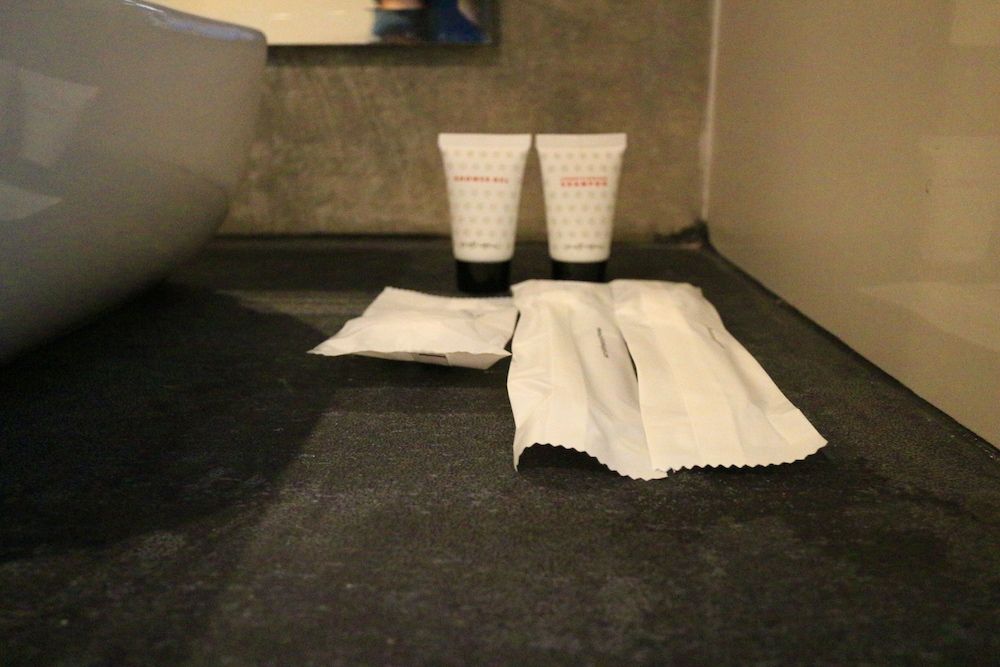 Azz Hotel Standard Triple Room 7