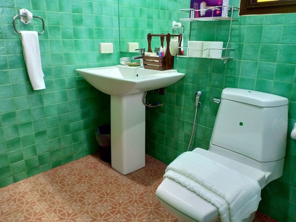 The Villa Vanali Chiang Mai 2 Bedrooms - Pool Front Family Bungalow 4