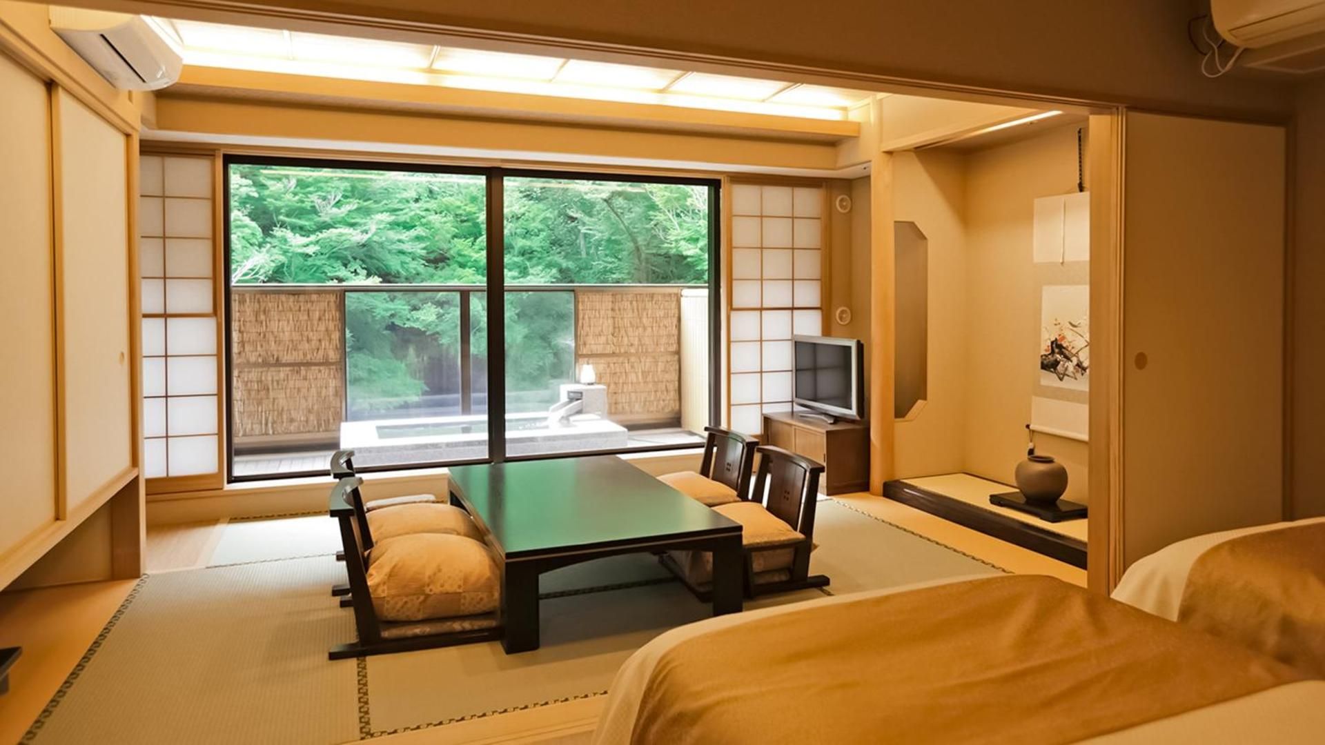 Twin Room with Tatami Area with Open-Air Bath - Non-Smoking