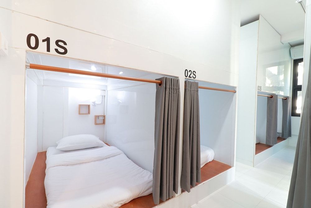 undefined OYO 544 Sleep Sloth Hostel 6