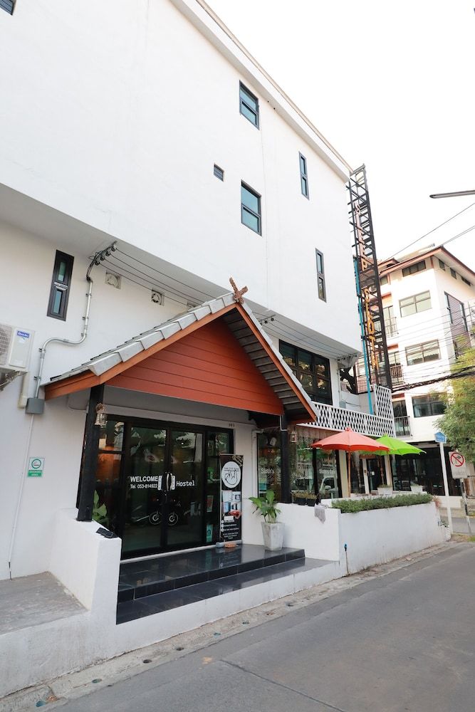 undefined OYO 544 Sleep Sloth Hostel