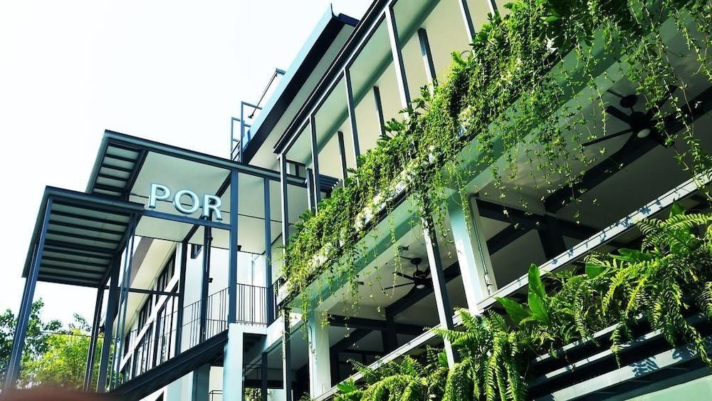 undefined POR Santitham 8