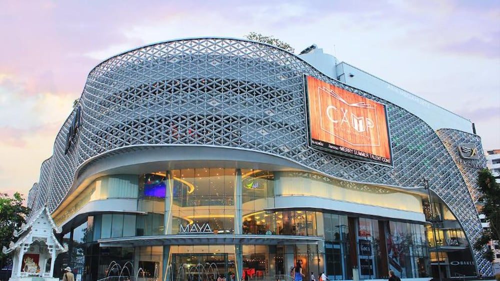 undefined The Earth Hotel 3