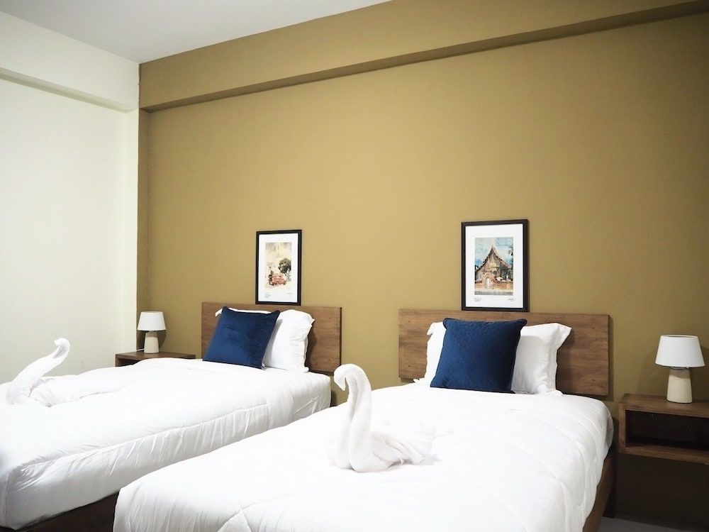 Bua House Poshtel Deluxe Room, 2 Twin Beds, Non Smoking, Private Bathroom 15