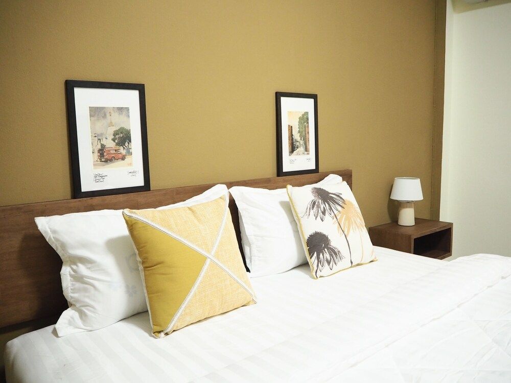 Bua House Poshtel Deluxe Room, Non Smoking, Private Bathroom