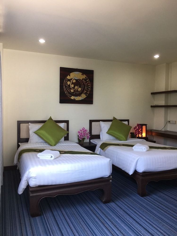 Golden Chunapa Resort & Spa Superior Balcony Mountain View 4