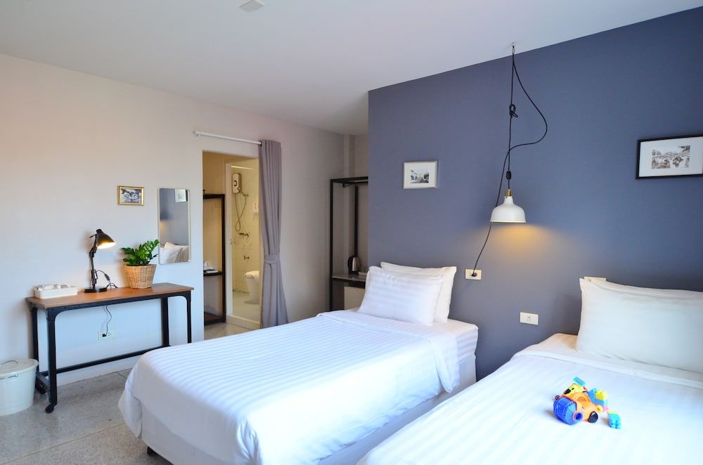 Fav Plan B Family Room 7