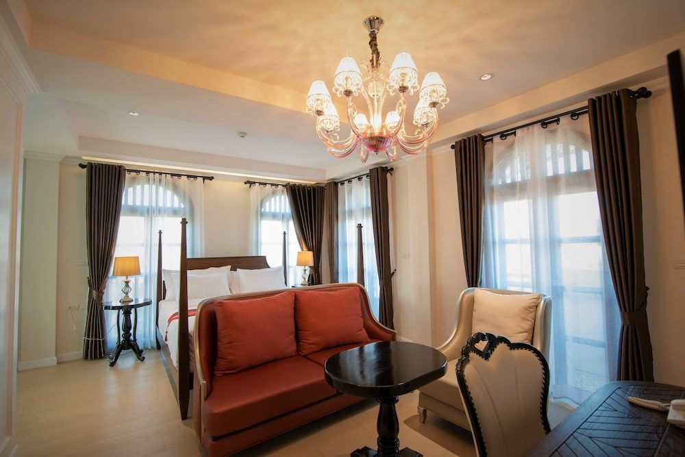 Nanta Glam CM Hotel & Residences Deluxe Penthouse A4 6