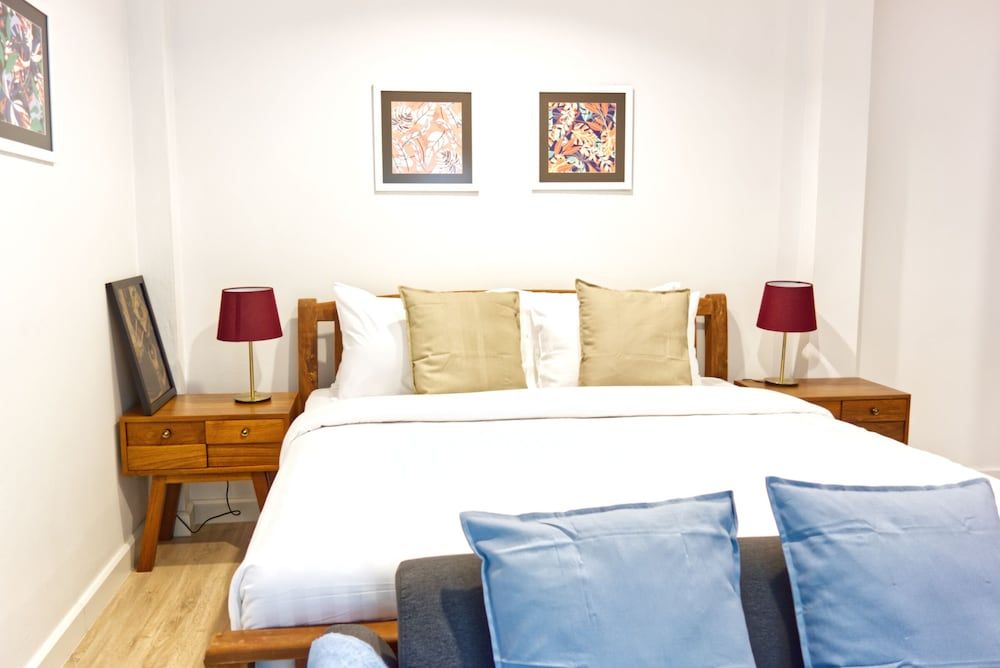 undefined Belcarra Nimman Gallery 6