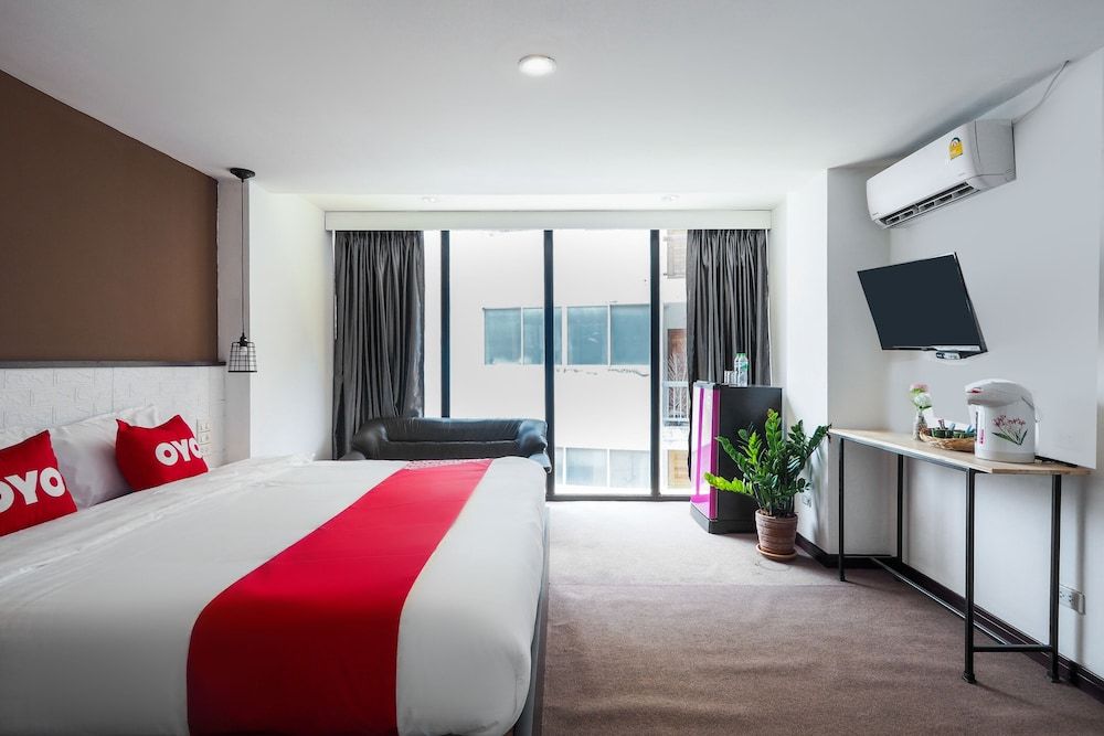 undefined OYO 937 The Unique S Hotel 7