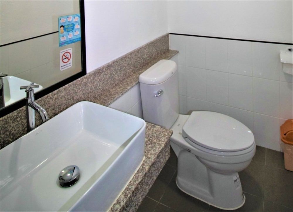 The 168 Gallery Residence Standard Twin Room 19