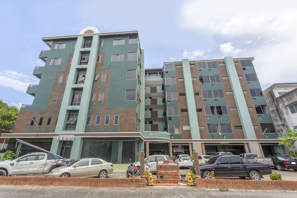 undefined OYO 990 Siam Lanna Grand Hotel Chiangmai 3