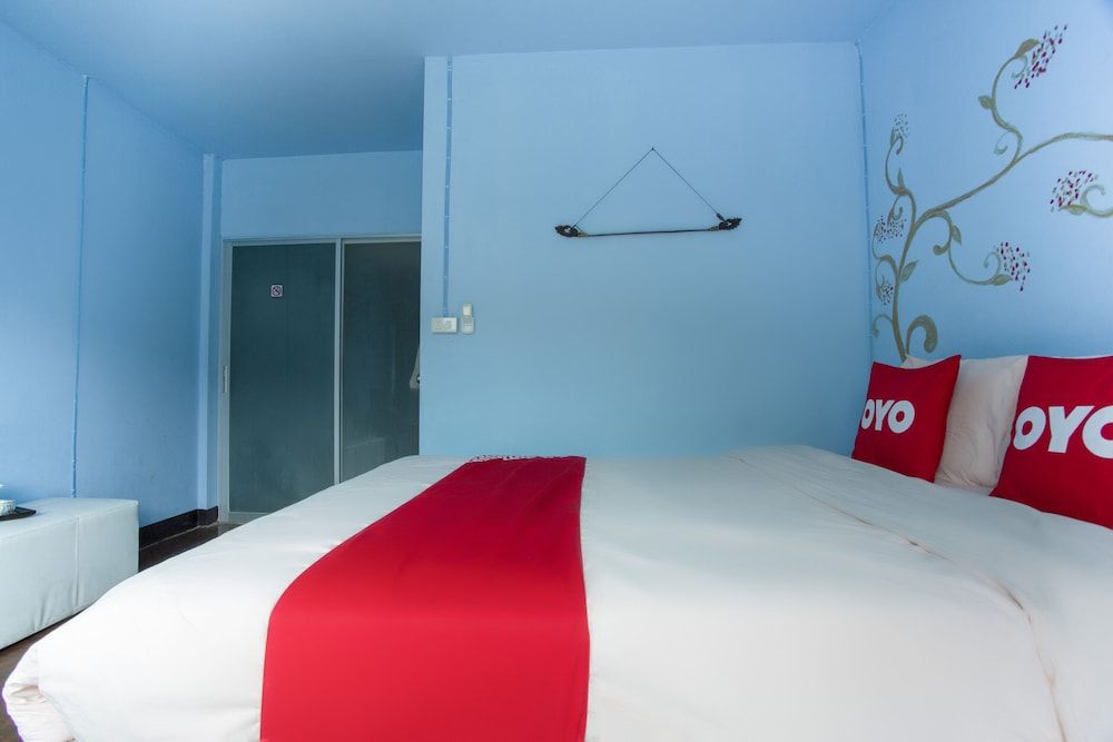 undefined OYO 75303 V Home Guesthouse Sunday Night Market 9