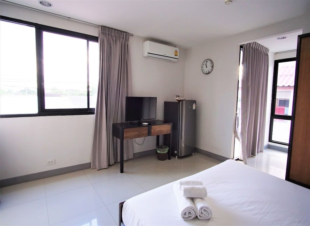 Subkamon Apartment Double Room 4