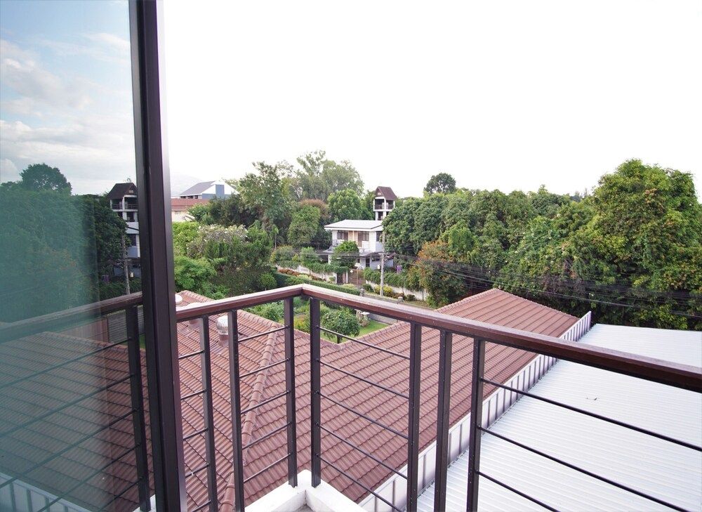 Subkamon Apartment Double Room 7