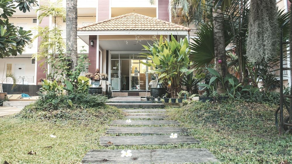 undefined Nattida Place 5