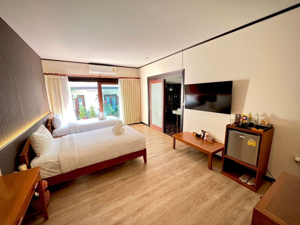 Na Mantra Resort SHA Deluxe Twin Room 4